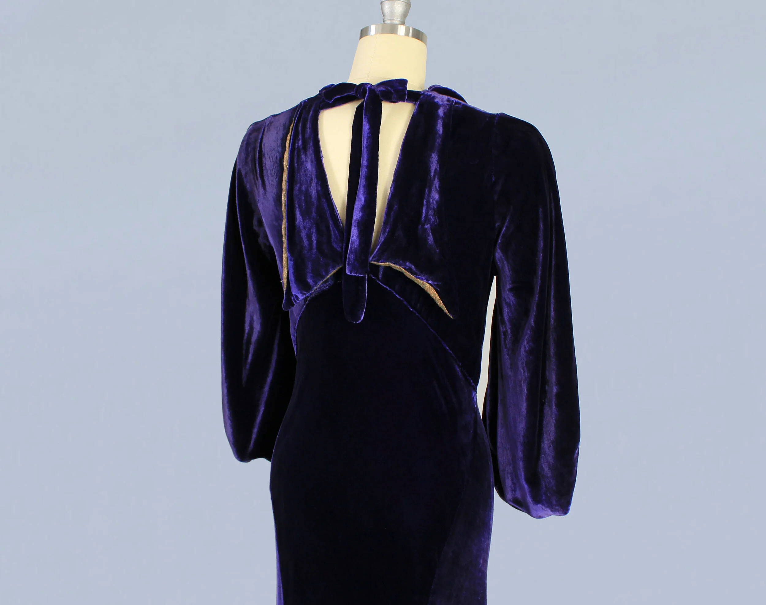 1930s Purple Silk Velvet Evening Gown GUERMANTES 1930s Purple Silk Velvet Evening Gown GUERMANTES
