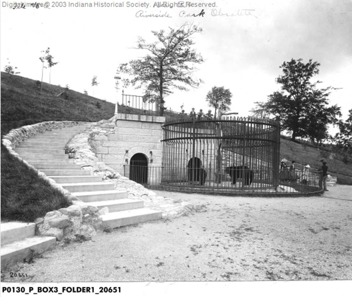 1910_bear-pit.JPG