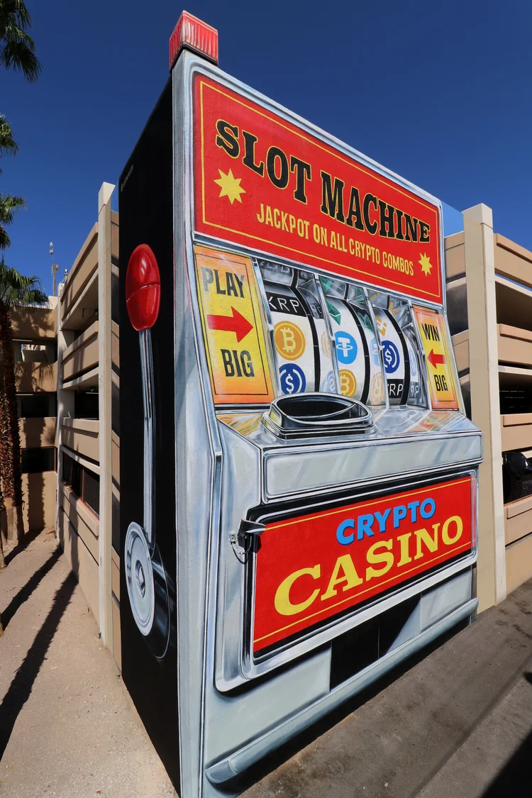 CRYPTO CASINO BY LEON KEER IN DOWNTOWN LAS VEGAS — Justkids