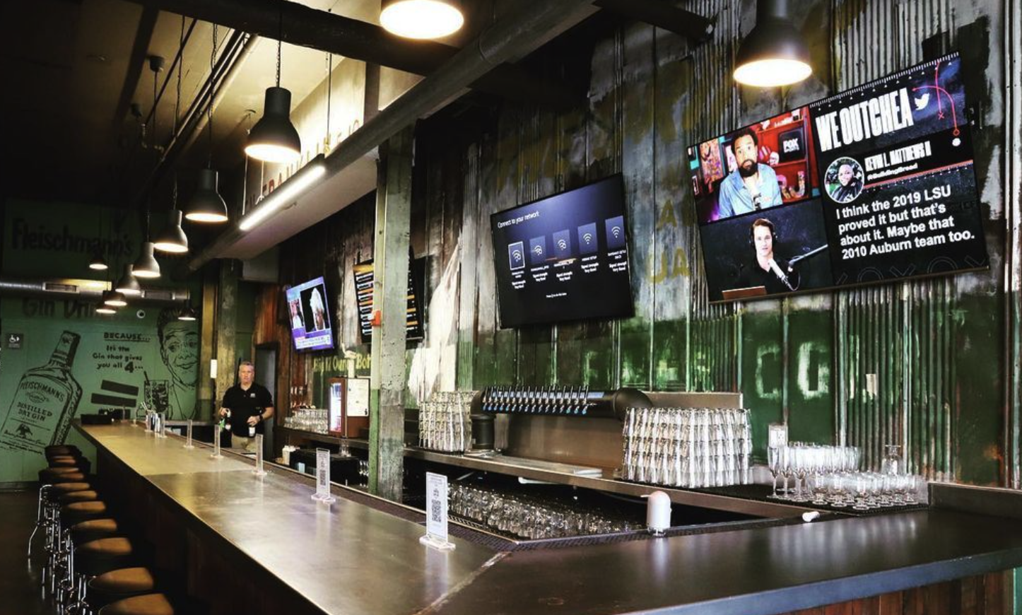 How Does Franklin Hall Deliver the Ultimate Beer Hall Experience in DC?