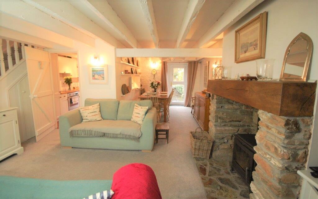 OC LIving area.jpg
