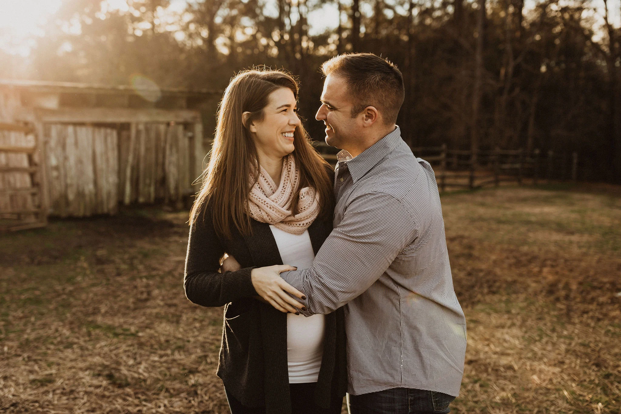 117Devin&MattMaternity.jpg
