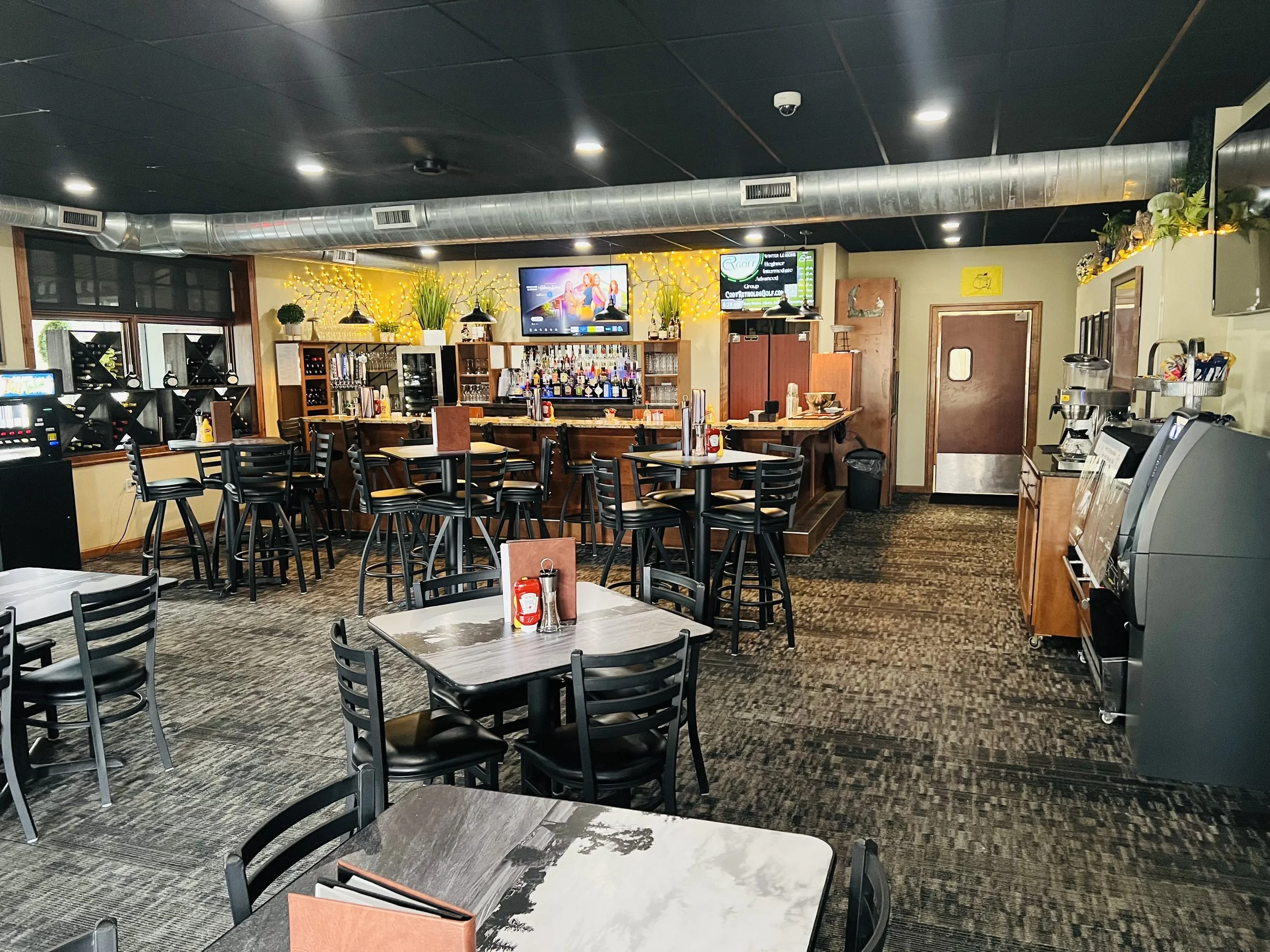 Vardon's 28 Club Grille and Bar is BACK