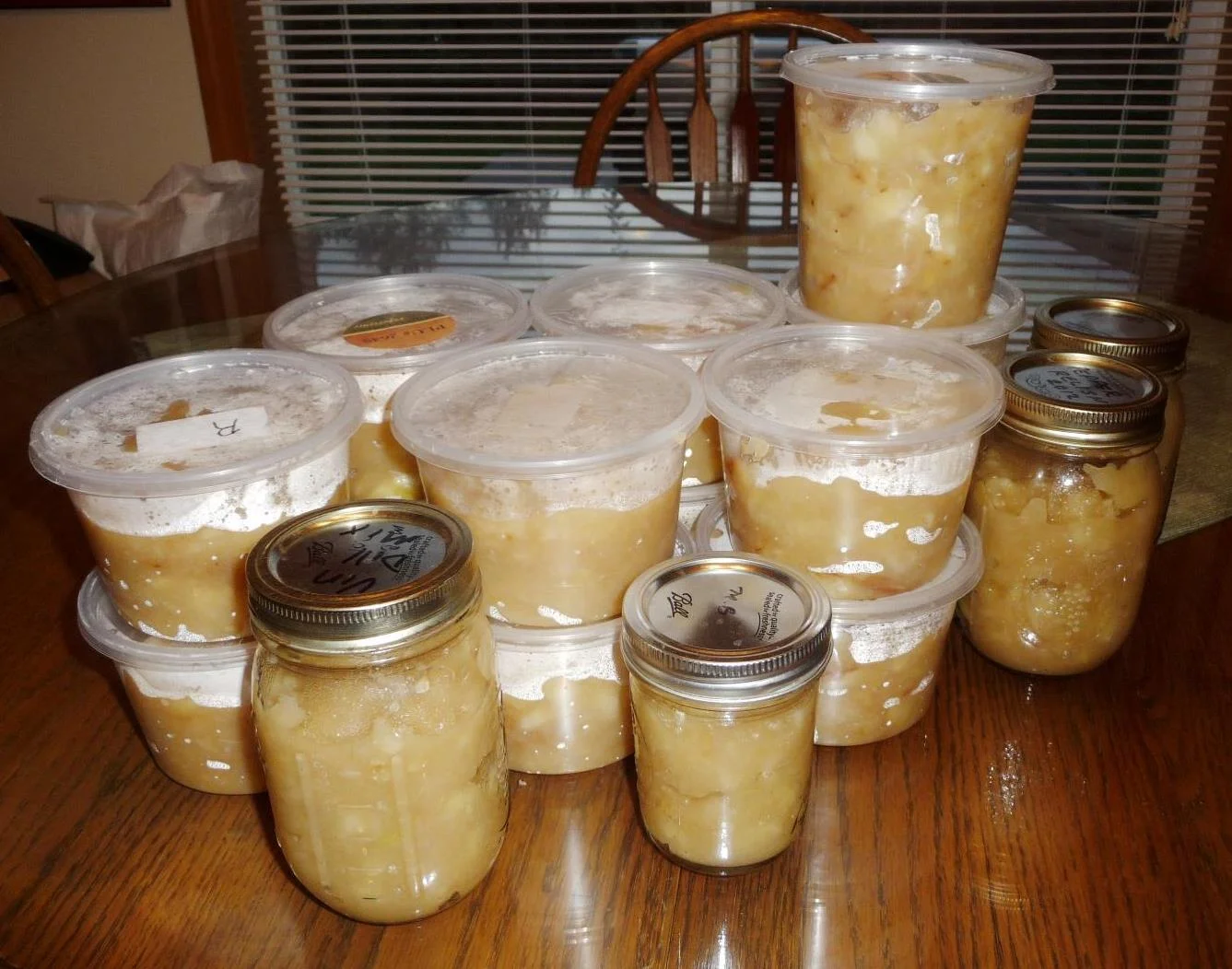 9-22-13-40-cups-of-homemade-applesauce.jpg