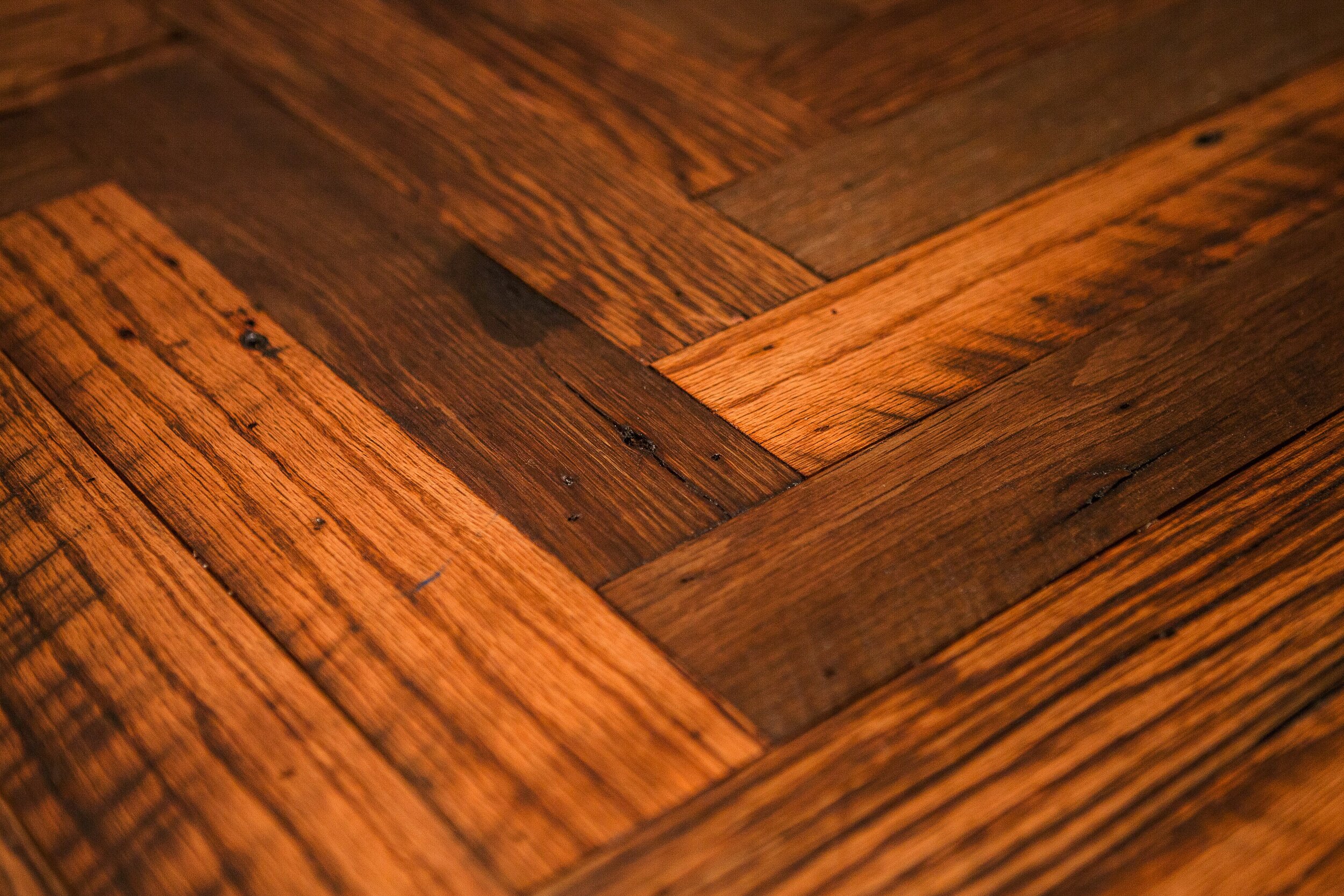 Salvaged Amish Barn Oak Herringbone-min.jpg