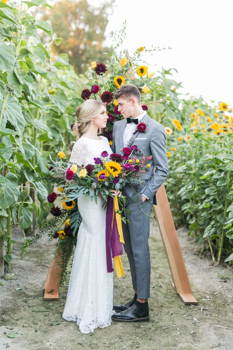 fall-sunflower-wedding62-800x1200.jpg