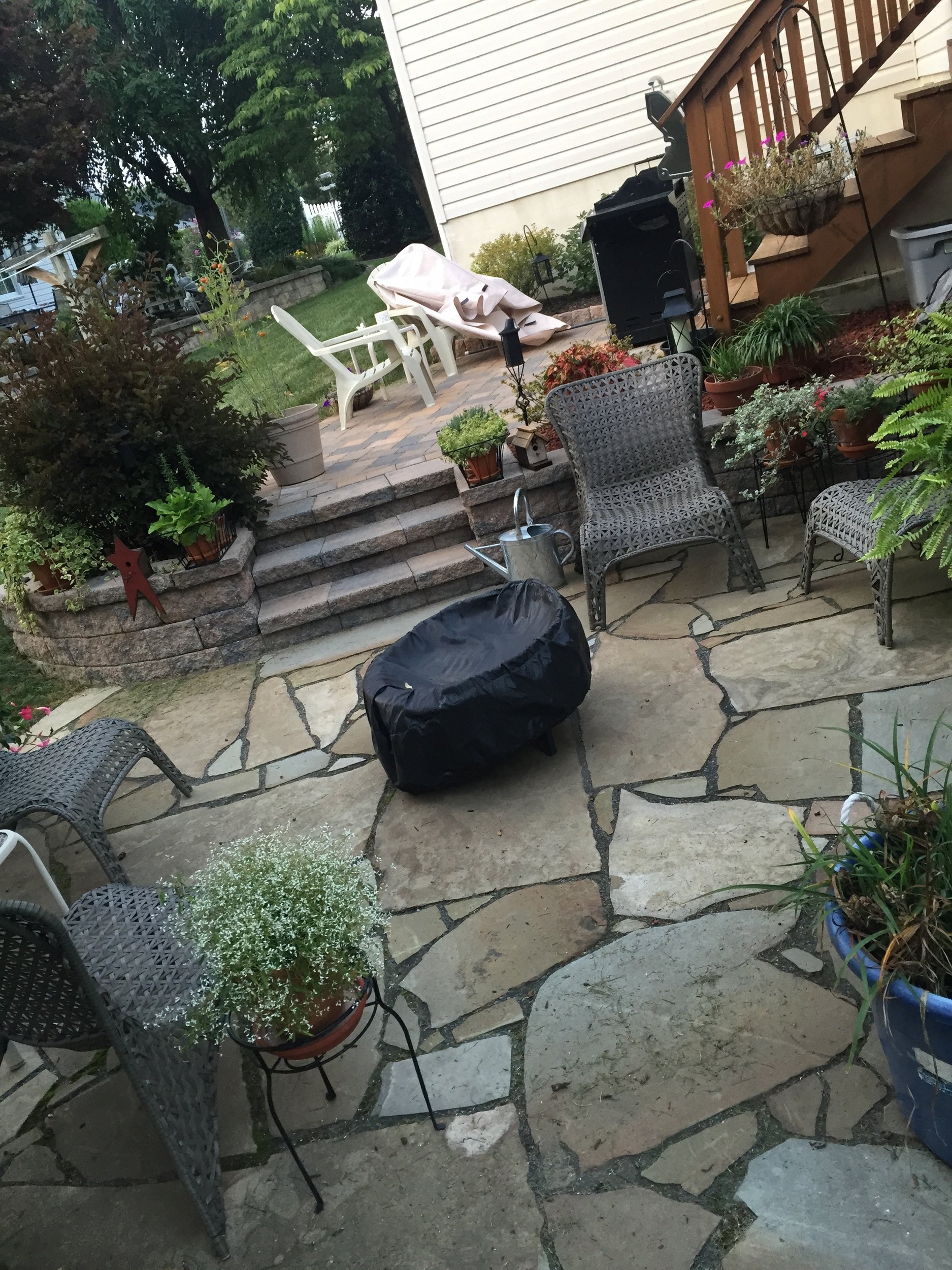 Landscape contractor with brilliant landscape design and patio ideas in South Whitehall, PA