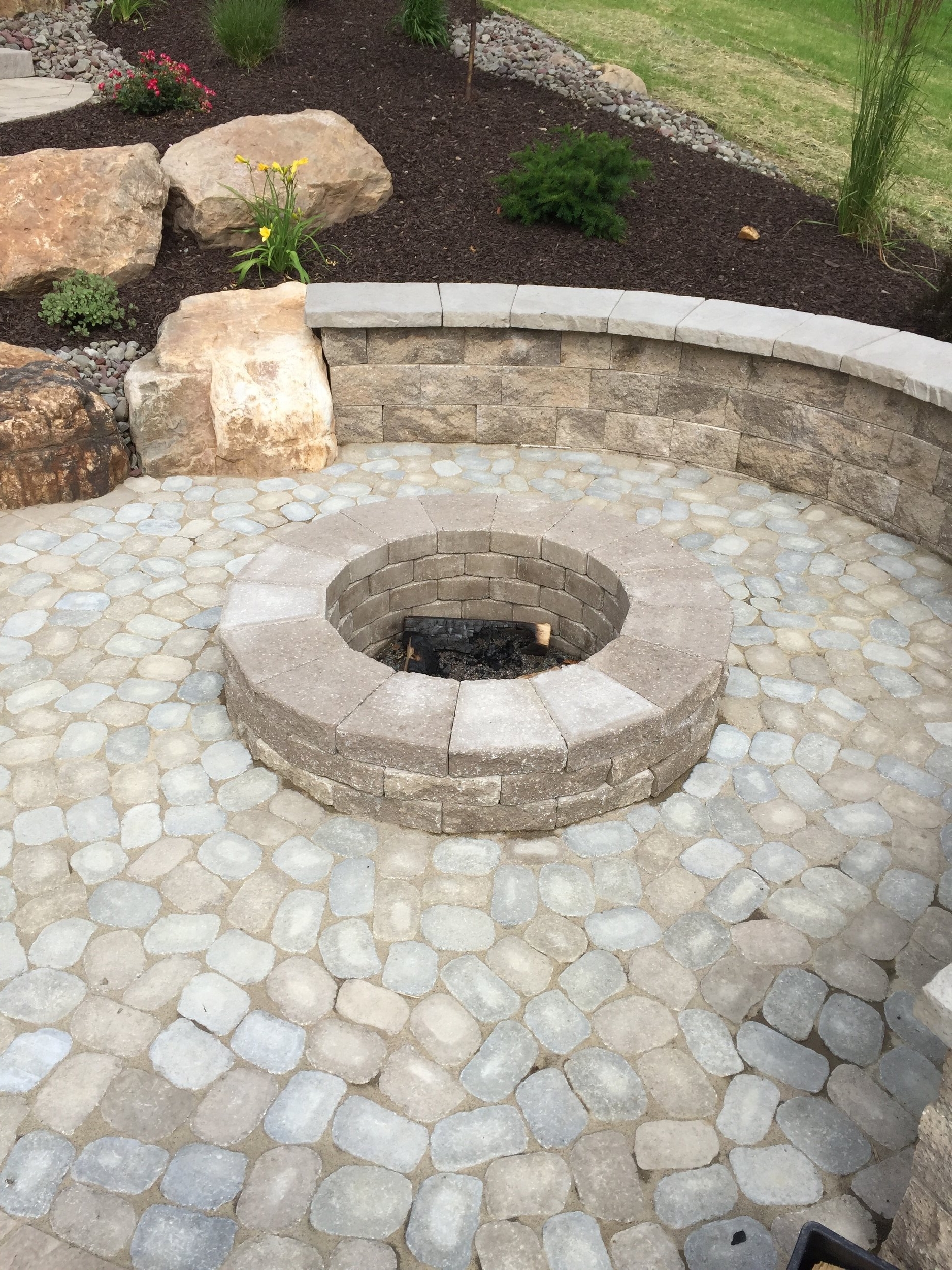 Landscape design ideas with an outdoor fireplace in Lebanon, PA