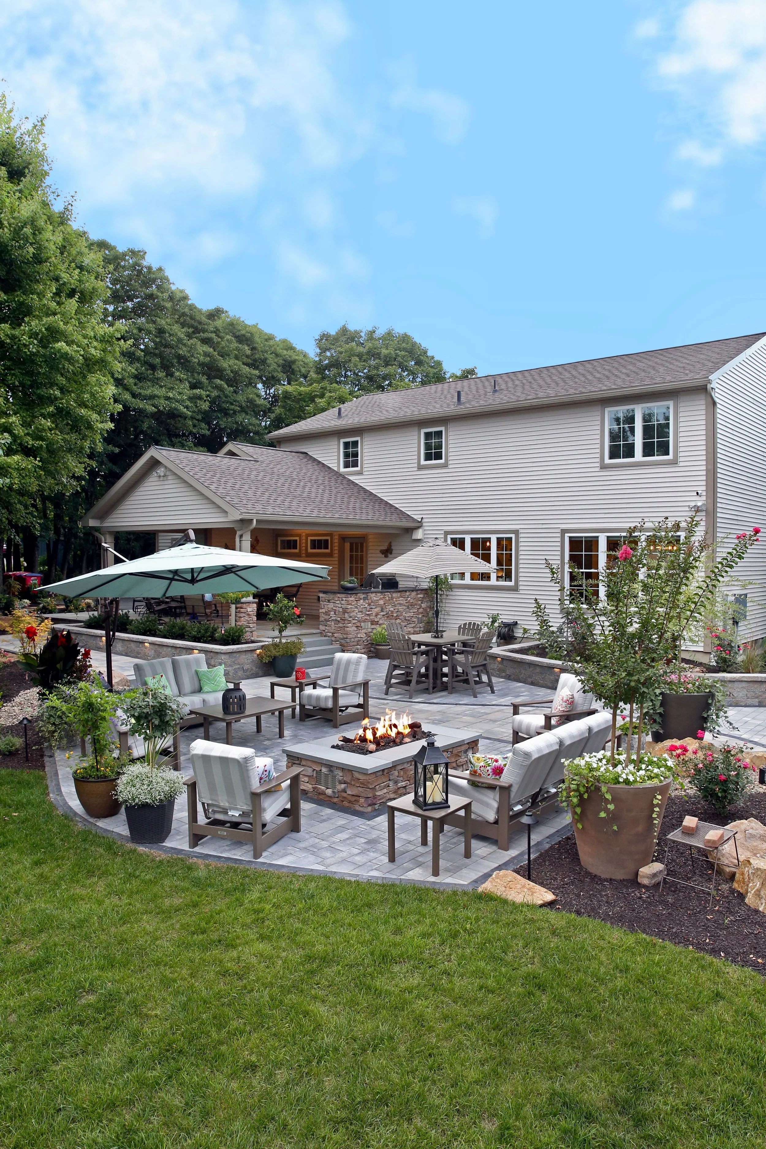 Working with Experienced Landscapers in the Reiffton and Wescosville, PA Areas: Tips for a Satisfactory Outdoor Living Project