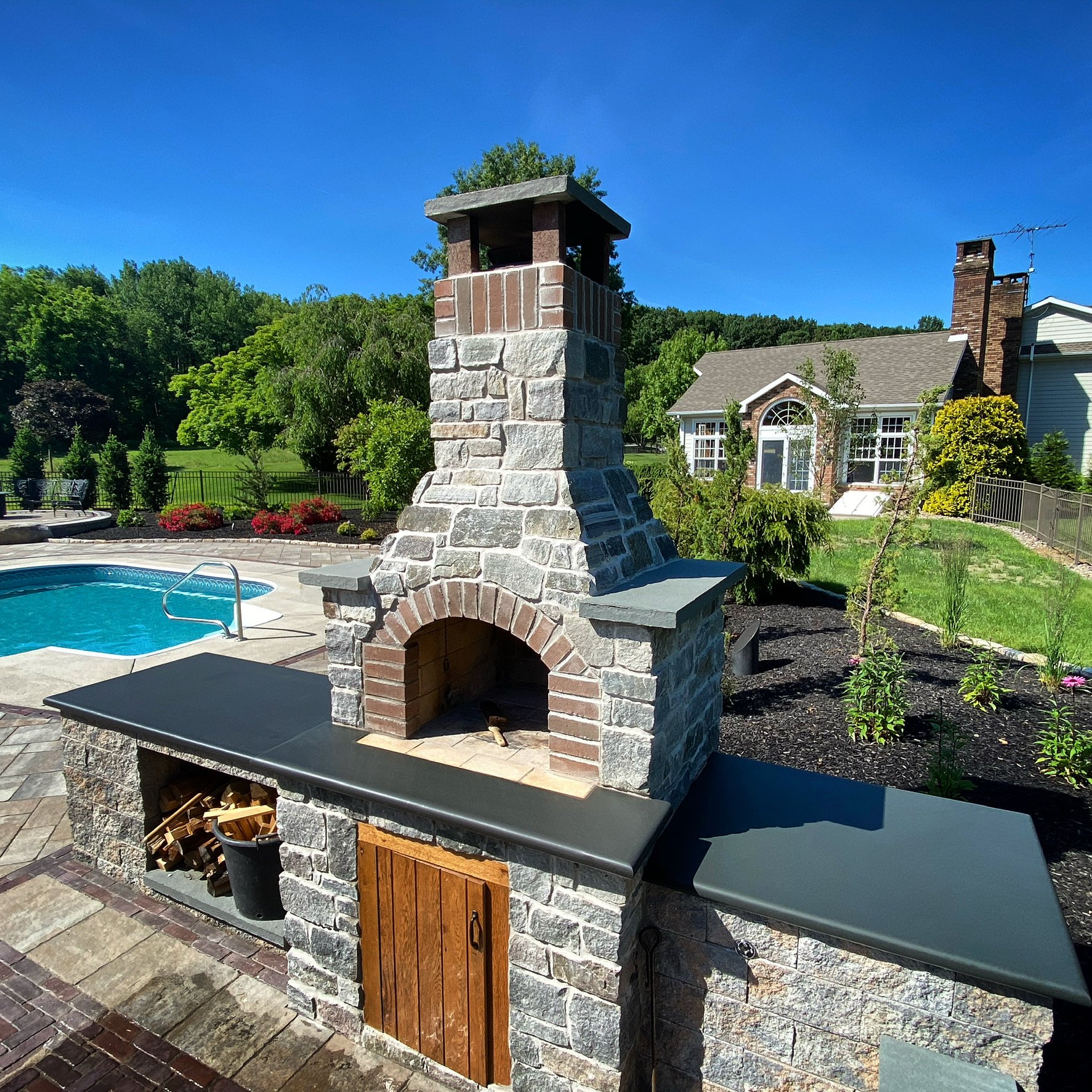 Experienced hardscape contractor near me in Lehigh County, PA, building durable outdoor structures.