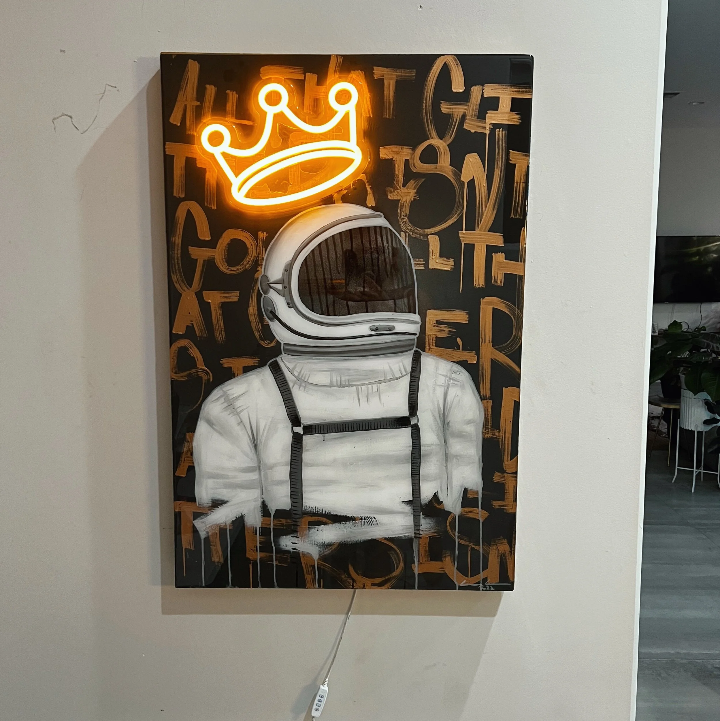 8720B529-2B4C-40DD-86C5-6FF862578E57