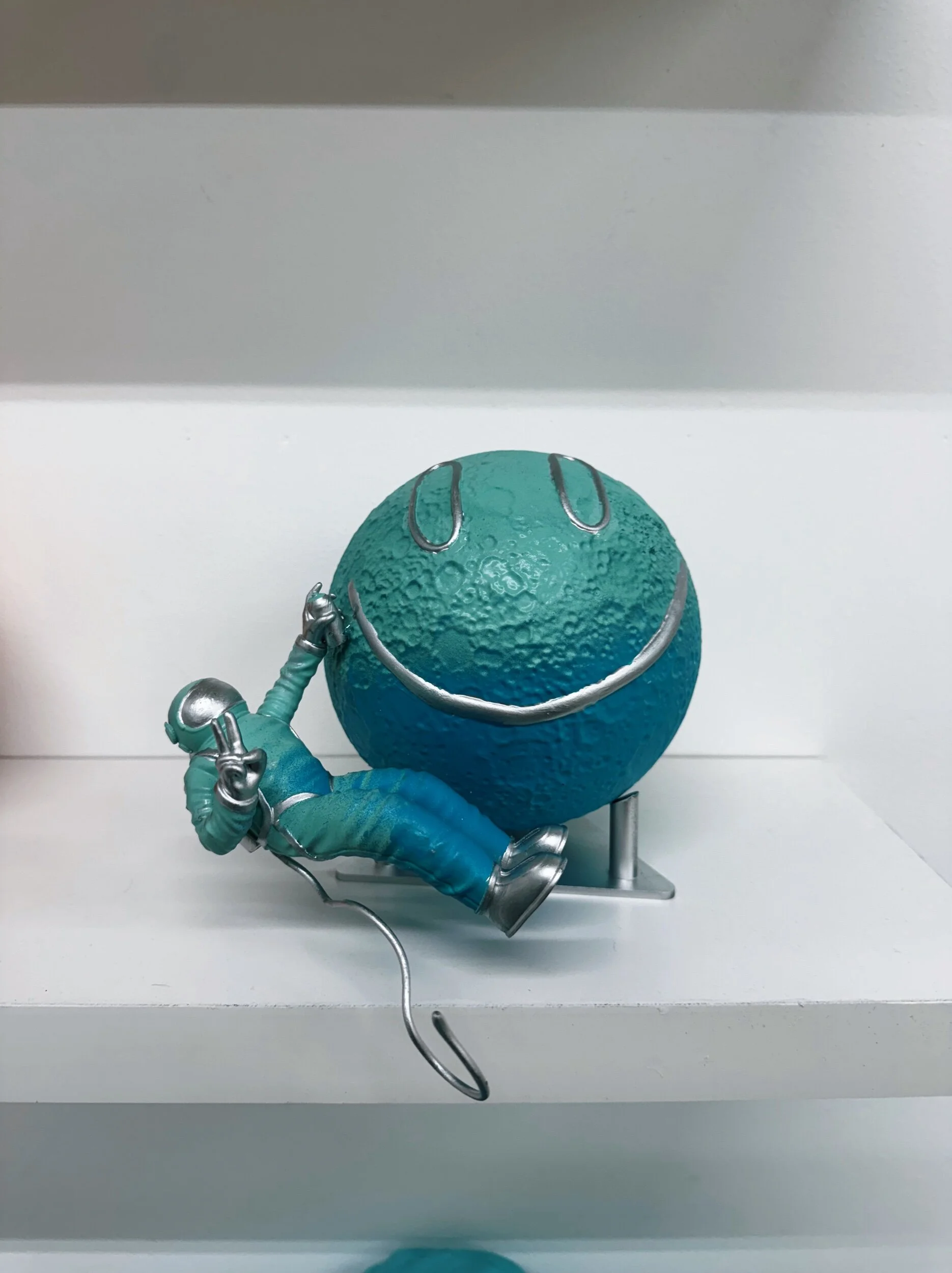 81FE3179-AF77-4B93-ABEB-8ECE2AAA0702