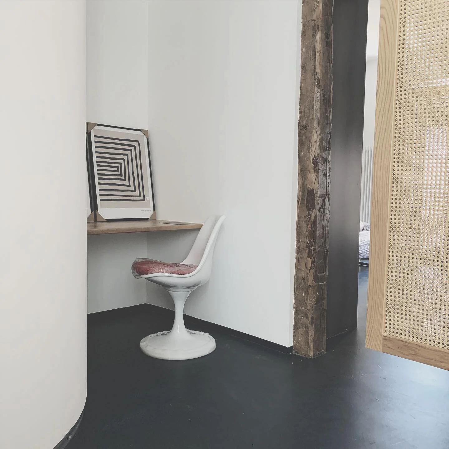 ◼️ t u l i p 
#renovation #architecture 
@arenazagonzalez 
#AGCA79LM