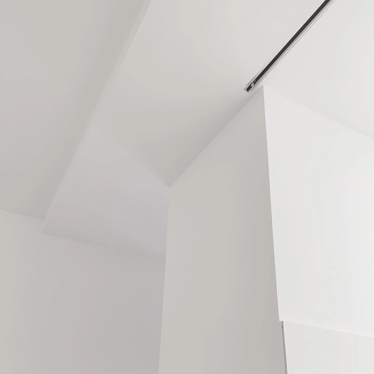 ◼️ a c a b a d o s
#renovation #architecture 
@arenazagonzalez 
#AGCE13LM