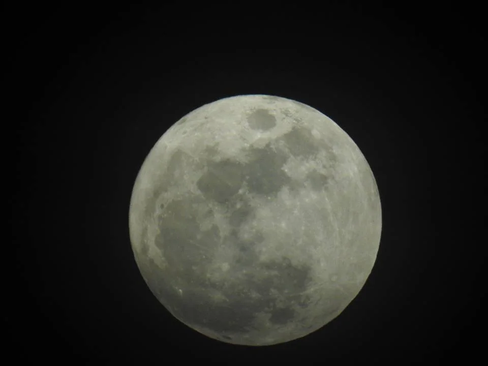 Full Moon Taken Handheld with my Nikon P900