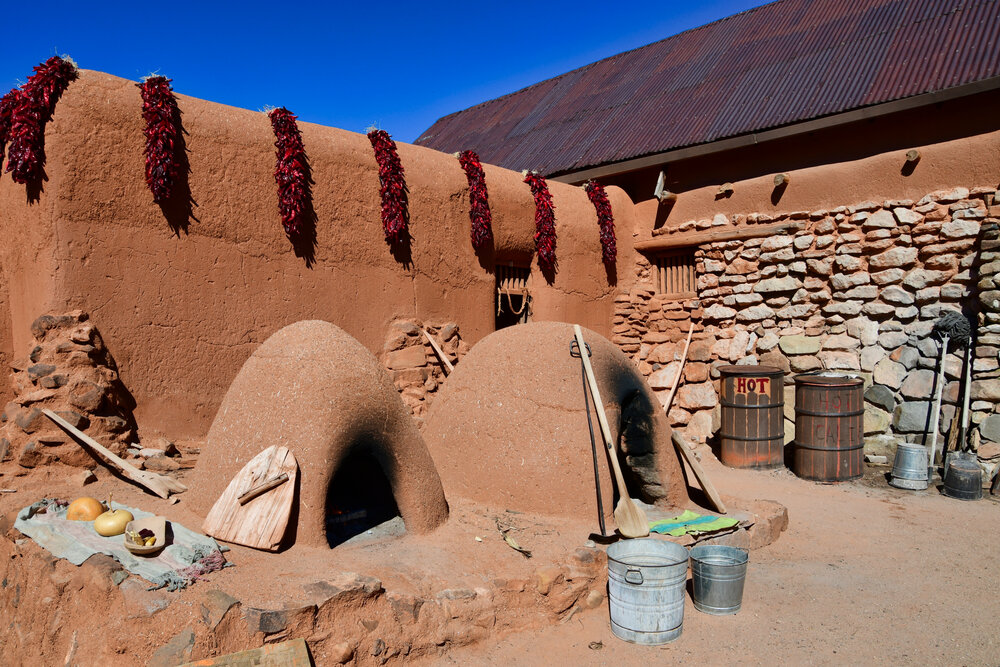 The Little Plaza Ovens (Hormos)