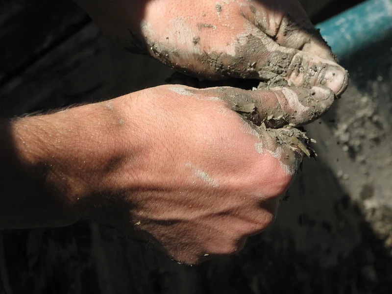 muddy hands.jpg