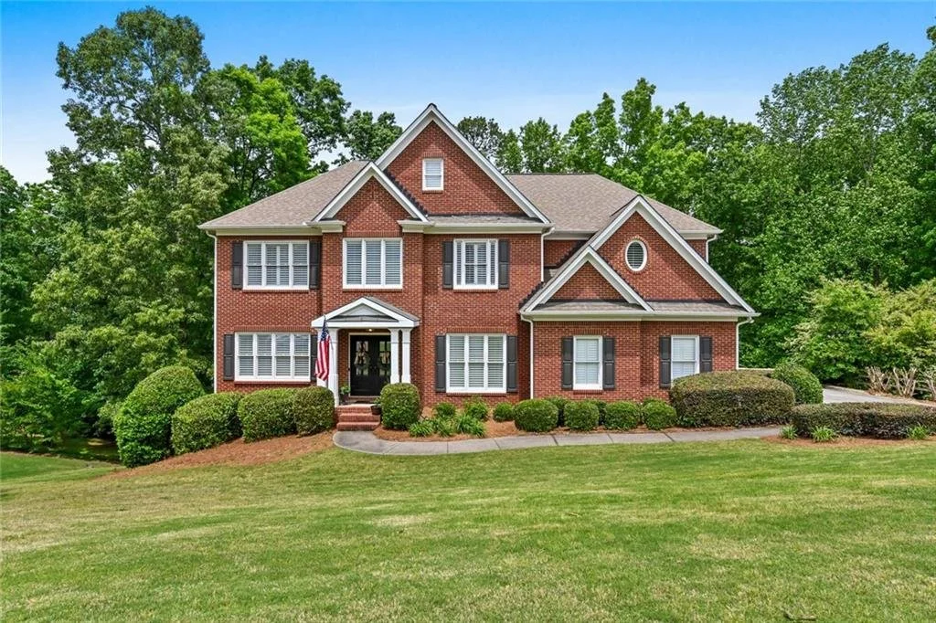 1110 Longpointe Pass