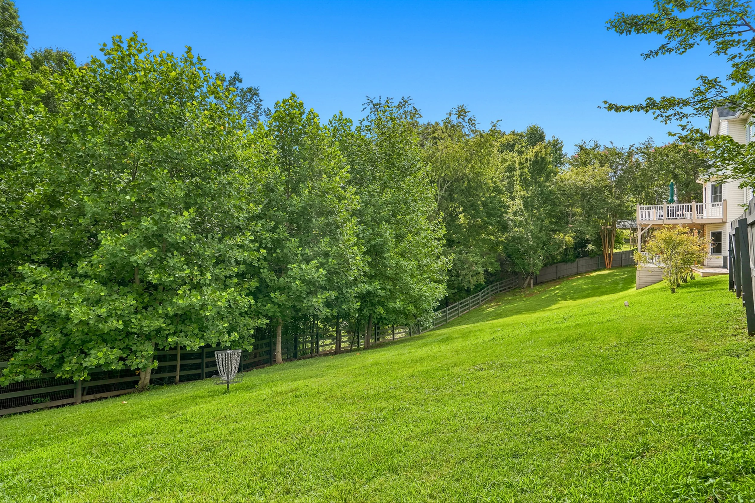 296-Cloudland-Rd-N-04.jpg