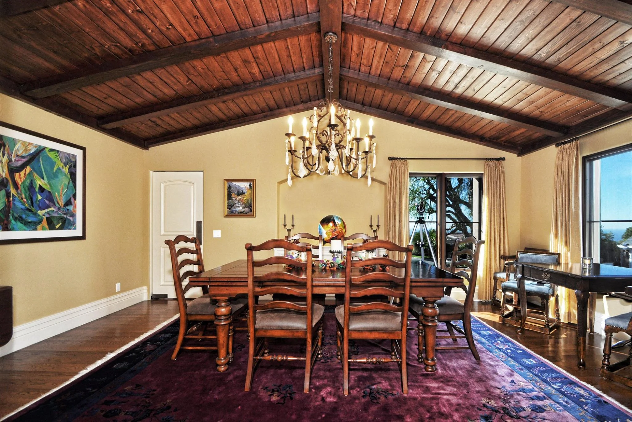 ViaArco_DiningRoom.jpg