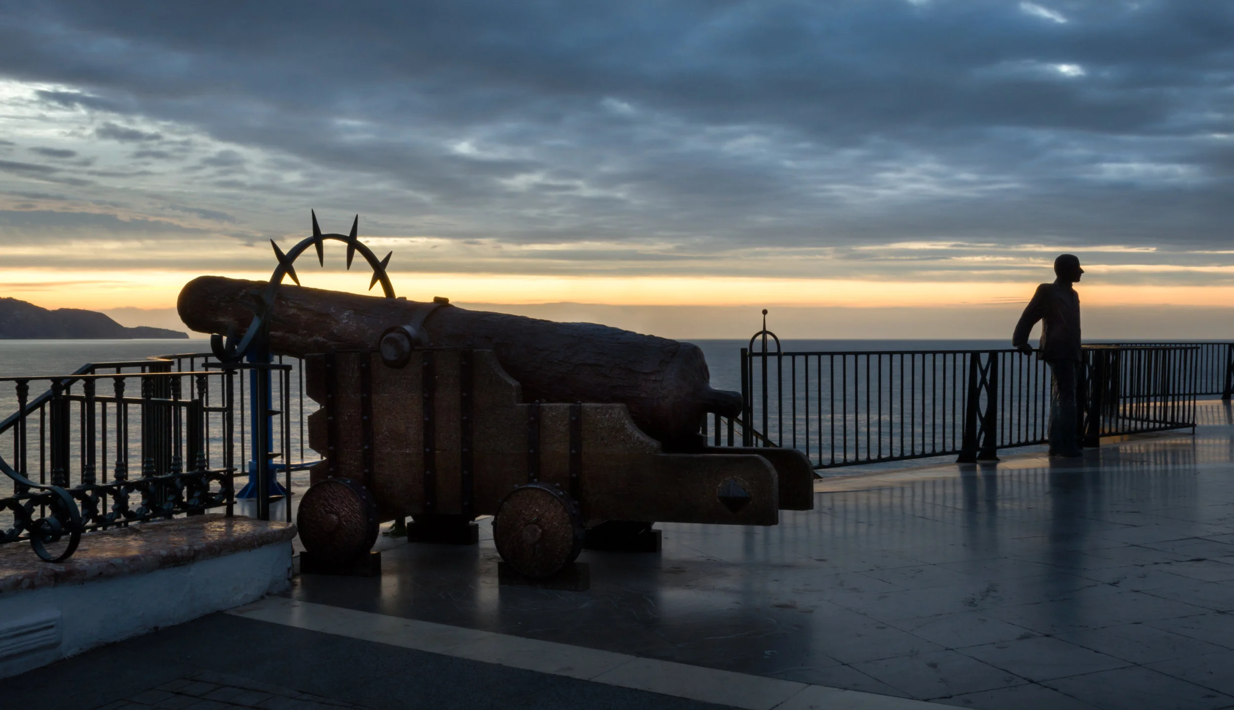 Balcon de Europa.jpg