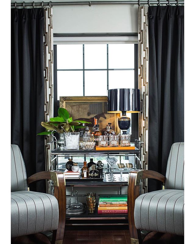 Busy designing a new office project and looking back at this space we designed for a dear friend while he was on deployment  as a surprise. Best room reveal ever!
.
.
.
.
.
#manoffice #stripes #madmenstyle #madmen #barcartstyling #barcart #interiorde