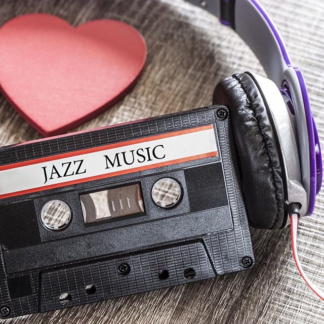 To all the loves of your life, happy #valentinesday2019! .
.
.
.
.
#music #proaudio #audio #sound #lights #lighting #video #production #productionlife #speakers #event #events #love