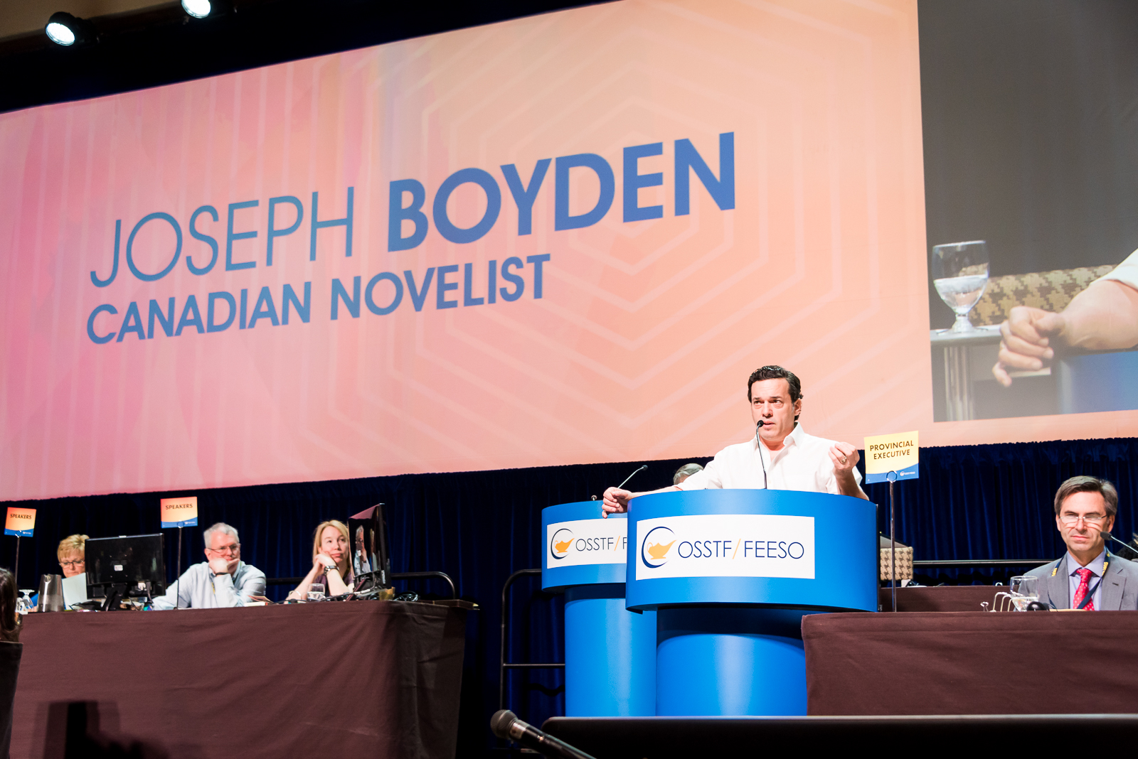 Joseph Boyden speaks to OSSTF members at their annual conference