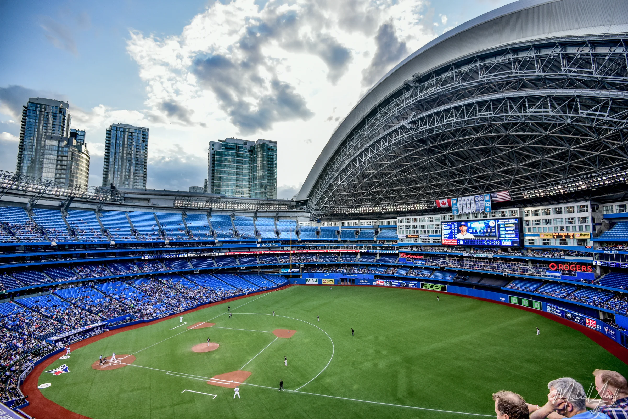 Rogers Centre Home of the Toronto Blue Jays.jpg