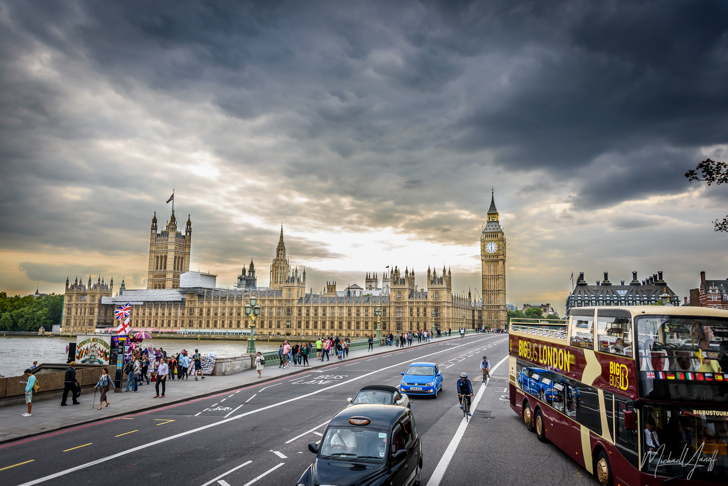 Westminster Bridge London.jpg