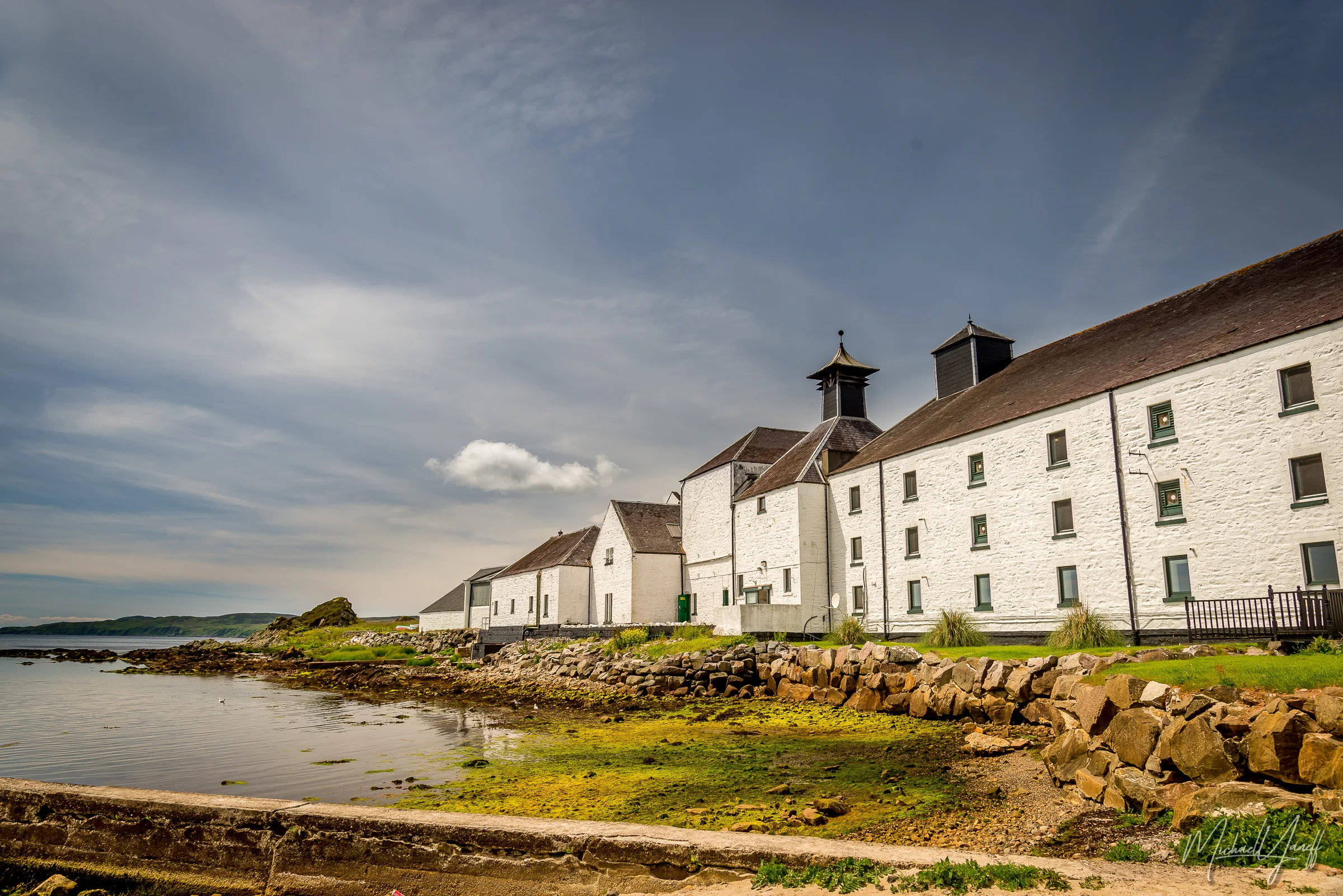 Laphroaig Distillery Islay (2).jpg