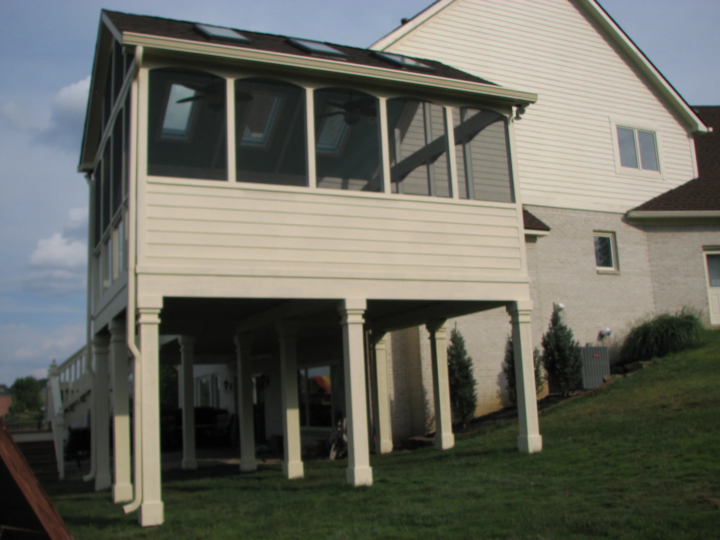 Screened-in porch