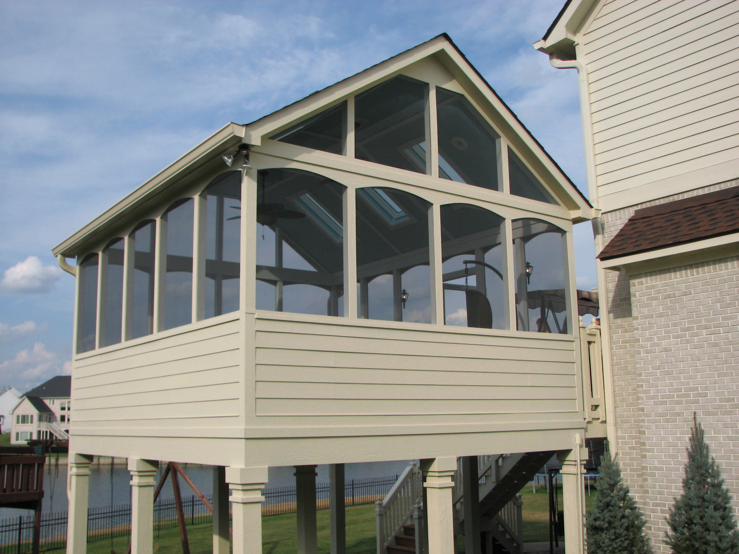 Screened-in porch