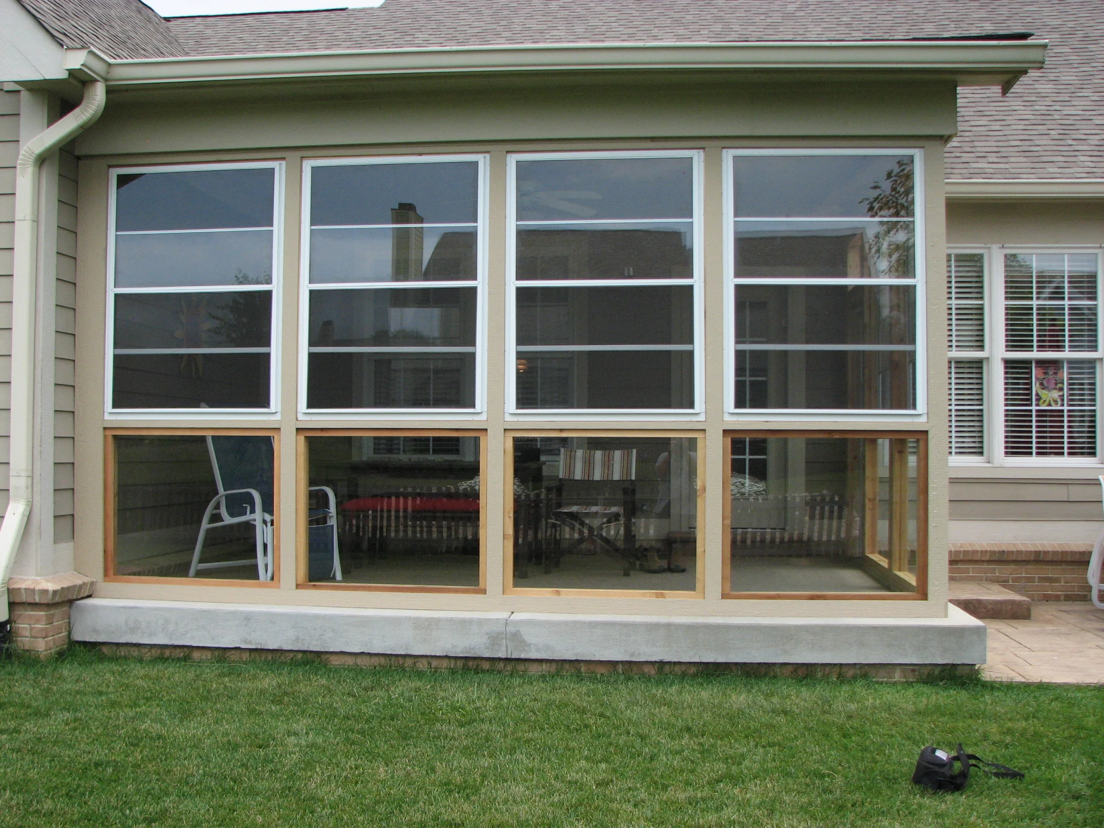 Screened-in porch