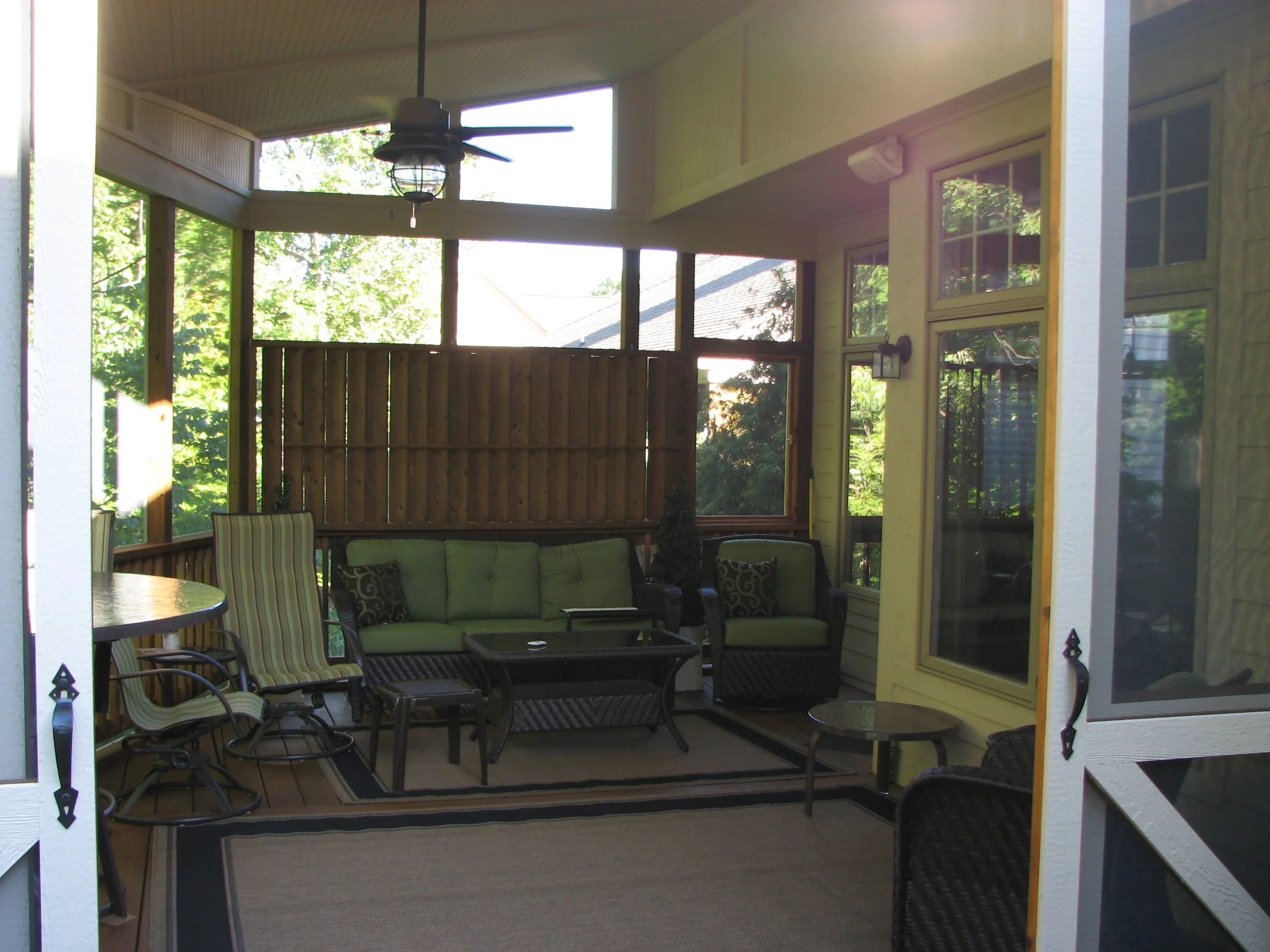 Screened-in porch