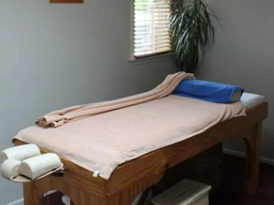 massage table.jpg