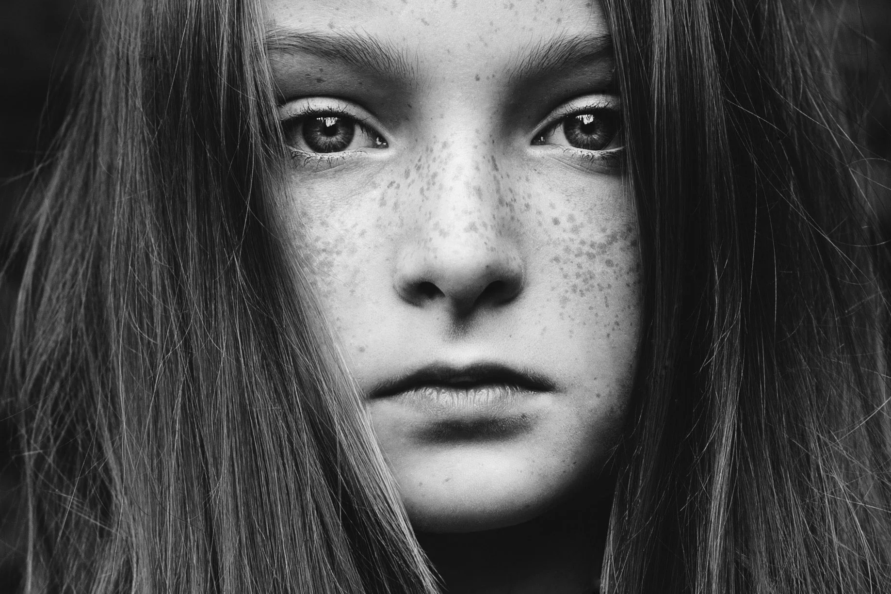 jessica_weiser_freckles_026.jpg