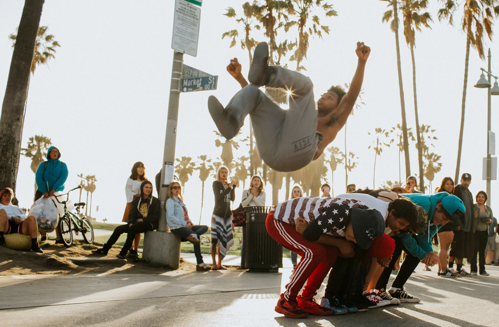 venice_beach_performers.jpg