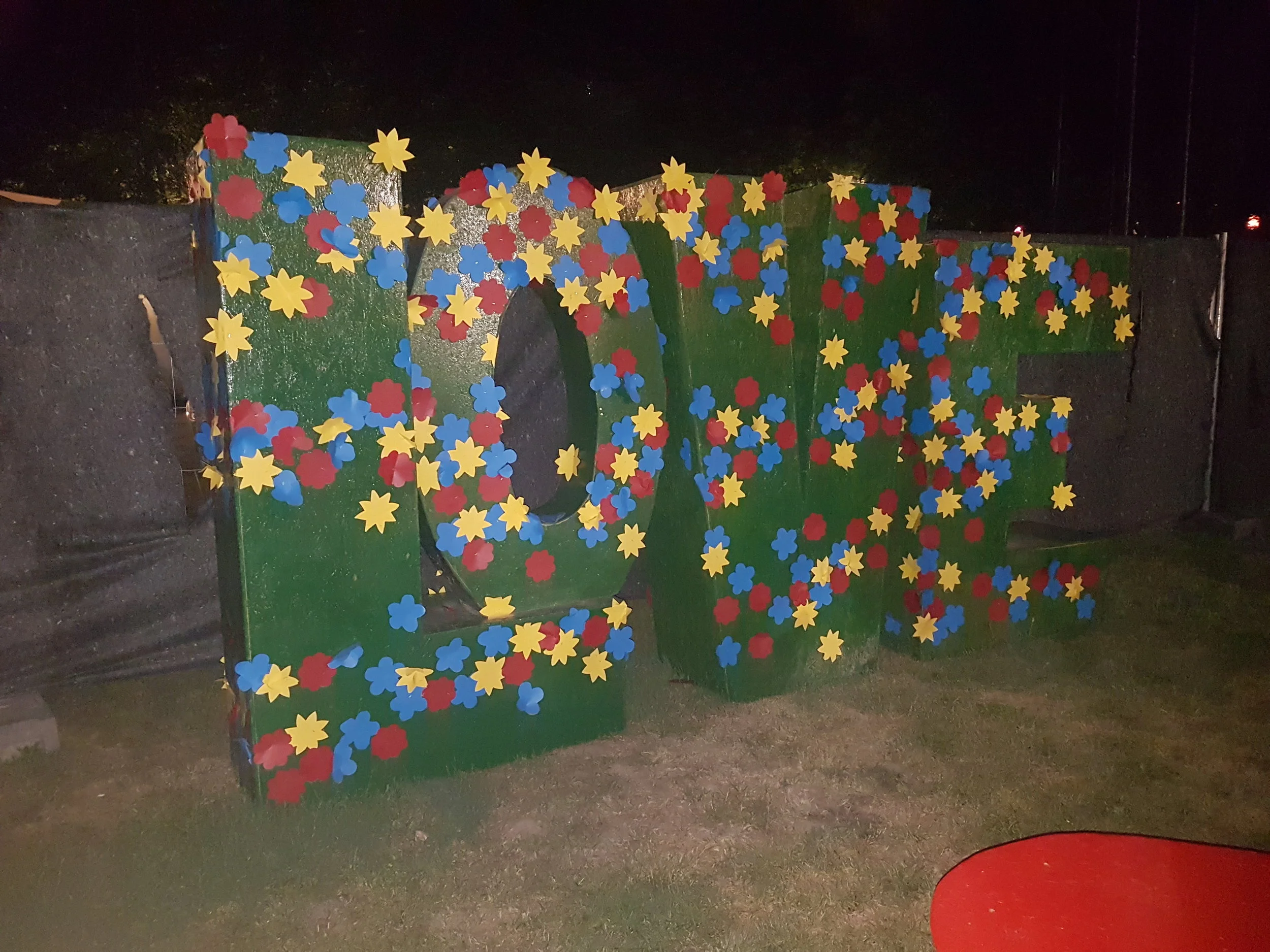 Love_flowers.jpg