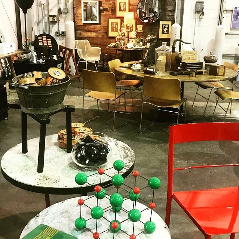 Installation Antiques 3.JPG