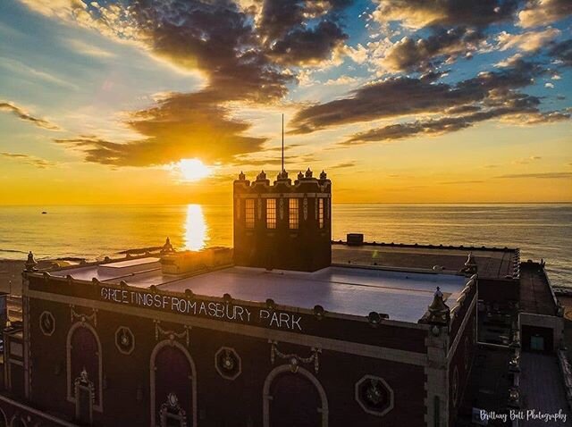 It's Monday...again!  Hope you all had a beautiful, fun-filled weekend.  Stay safe, wear a mask and take time to enjoy life! 
Reposted from @brittanybottphotography Greetings from Asbury Park ☀️🚁
.
.
Prints available at www.brittanybott.com
.
.
#NJs