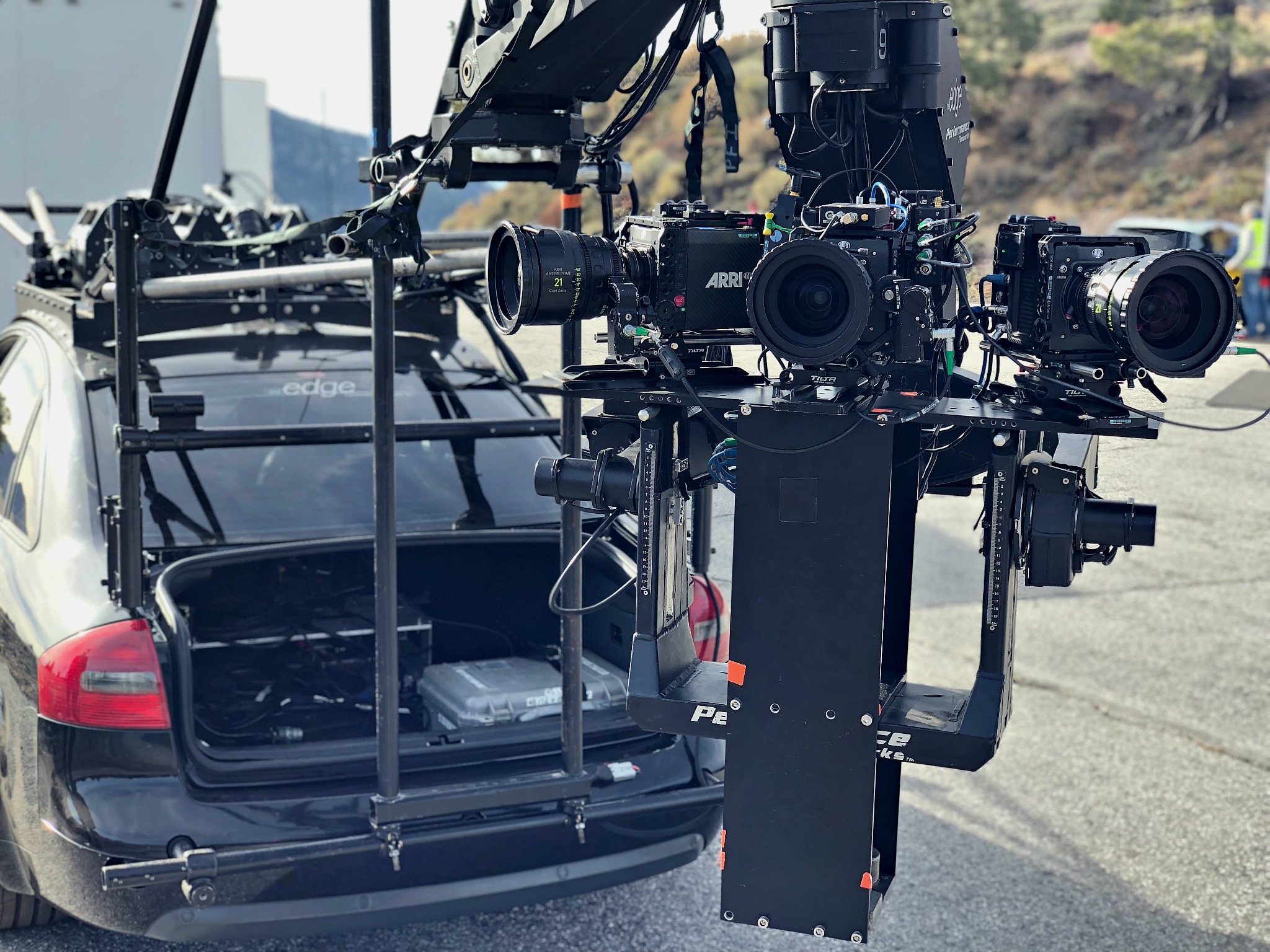 001 Performance Filmworks EDGE System Suspension mount on Audi A6 with Multi Cam Array.jpg