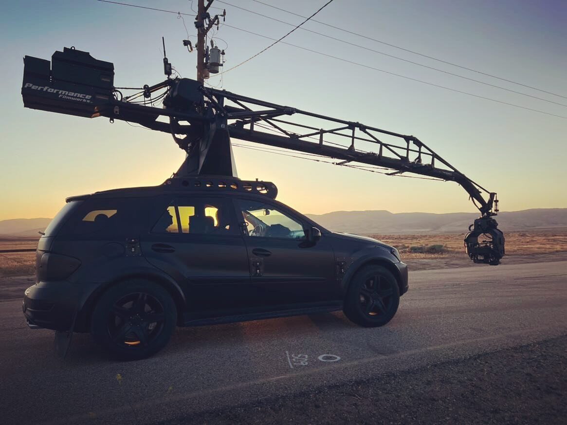 A thing of beauty. 

#filmmaking #filmcommunity #cameragear #cinematography #cinema #armcar #cranecar #russianarm #edgesystem #performancefilmworks #onlocation #behindthescenes