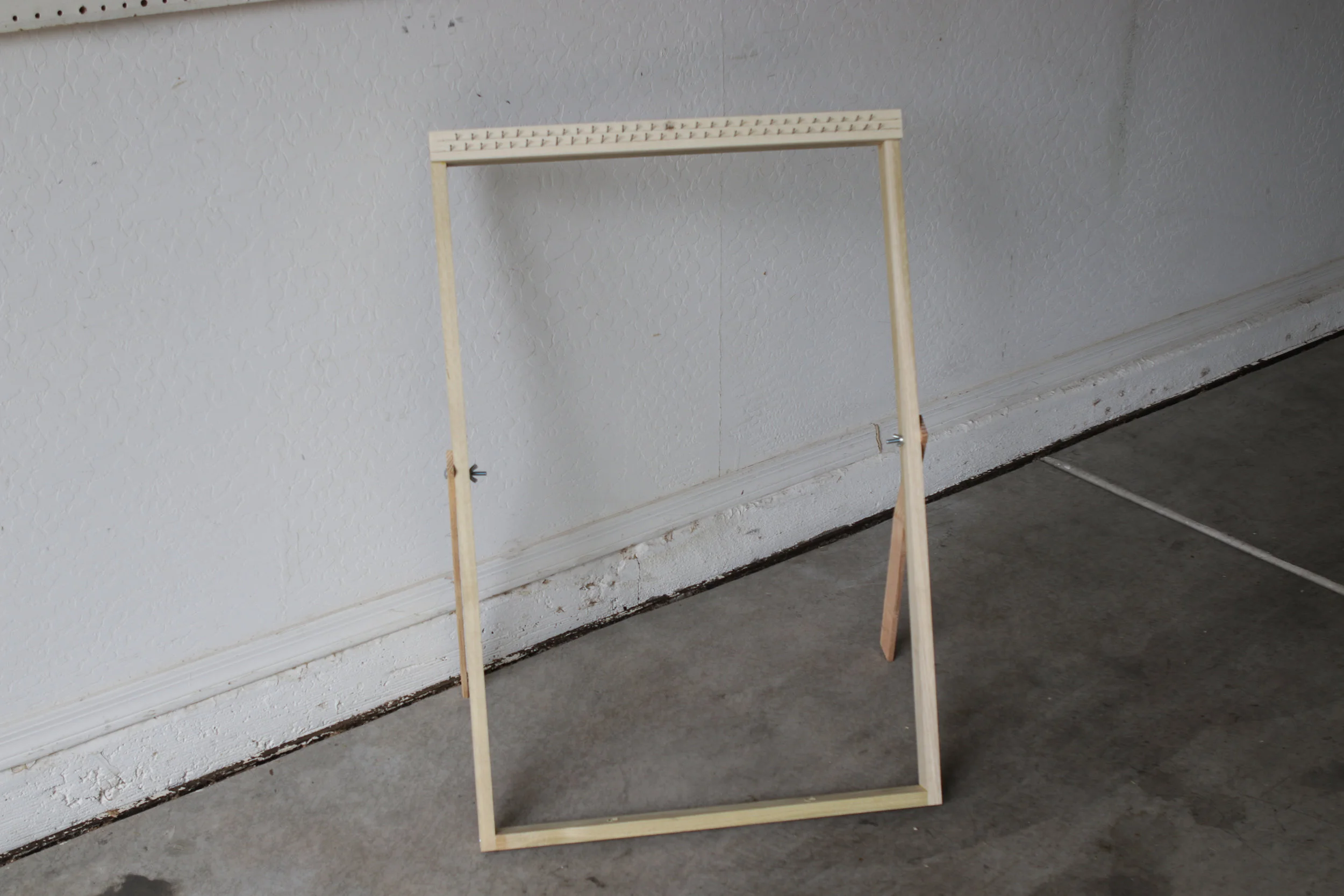 Adjustable Weaving Loom Plans Make Your Own Loom! — Hello Hydrangea