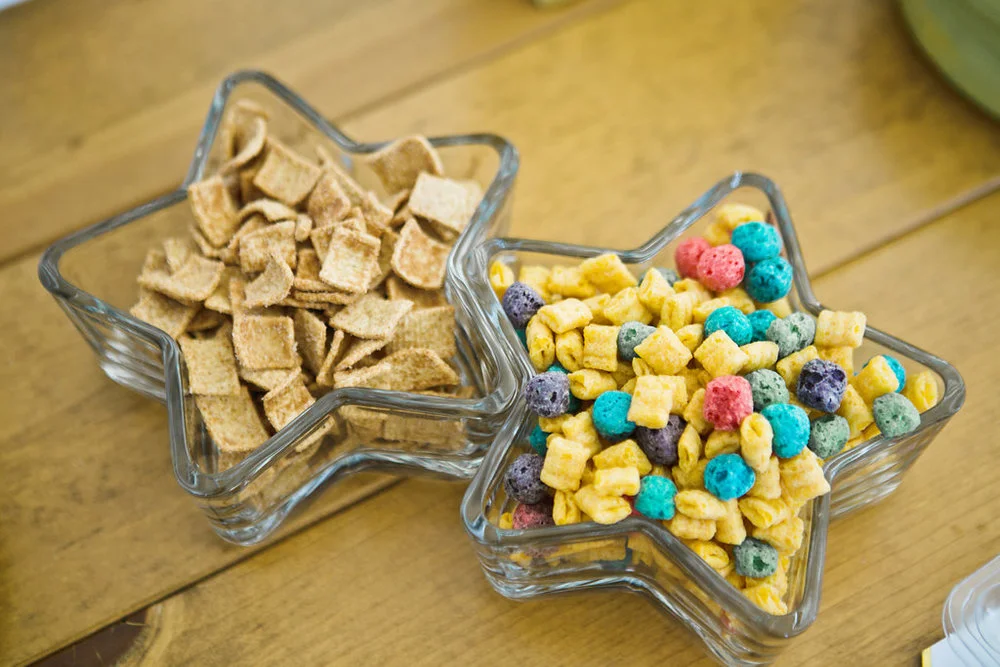 bd4dd-wonderwomansuperheroicecreampartycerealtoppingsforicecream.jpg