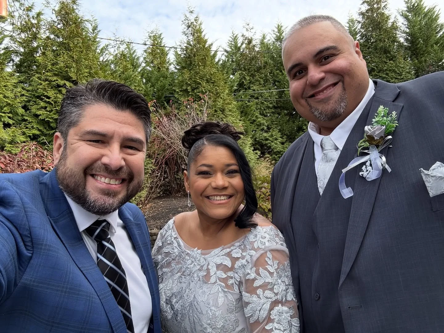 Today we&rsquo;re celebrating Edgar &amp; Jocelyn on their 25th wedding anniversary at the beautiful Mansion at Mountain Lakes! 🎉✨
An incredible milestone for an amazing couple &mdash; thank you for having DJ Steve be part of your special celebratio
