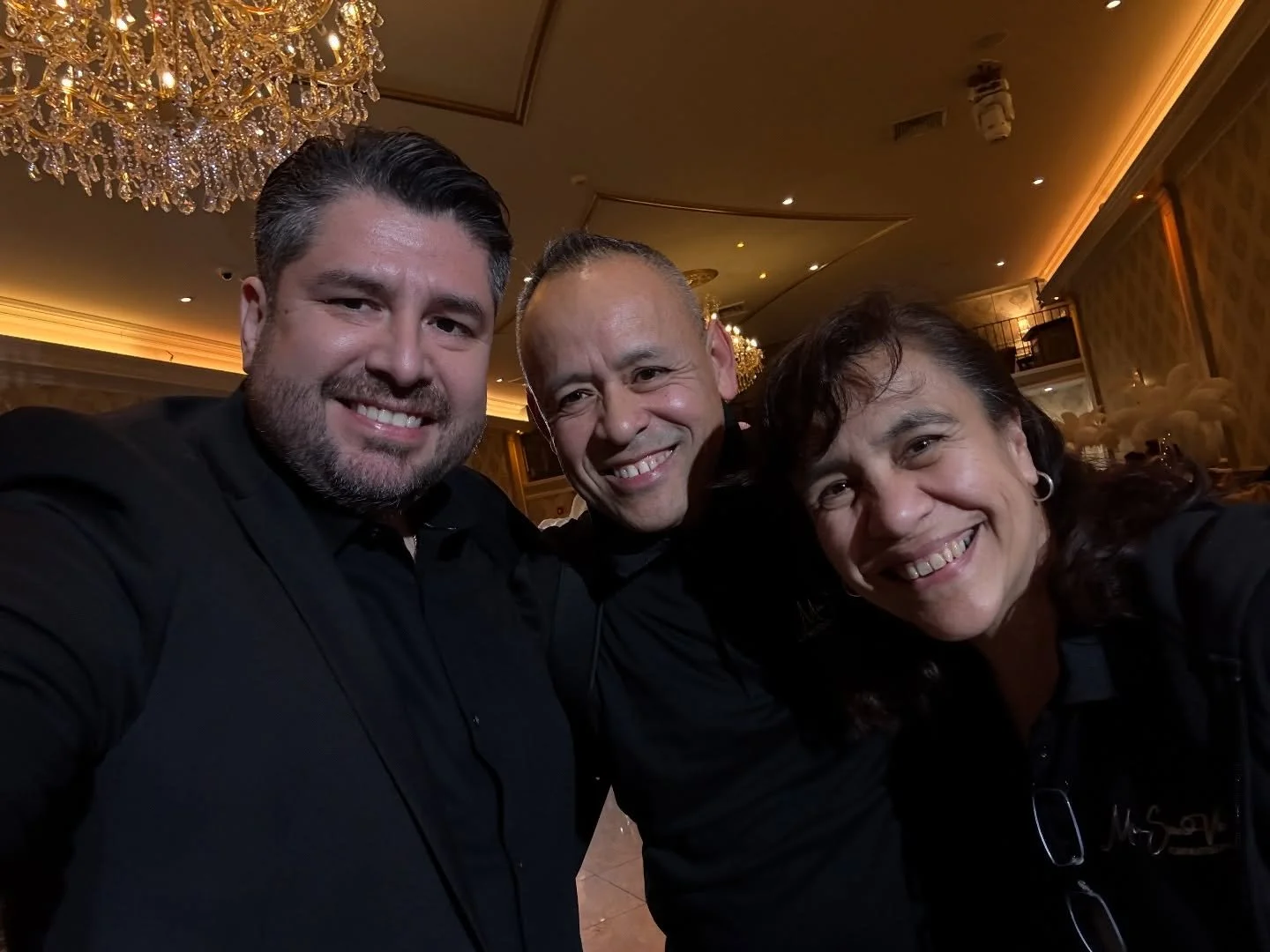 Weekend vibes at The Fiesta 🎉
Had an awesome time hanging out with some VIPs &mdash; snapping selfies with talented videographers Luis &amp; Fiorella and the always-on-point Maitre&rsquo;D Bruce.
Great people, great energy, and an unforgettable nigh