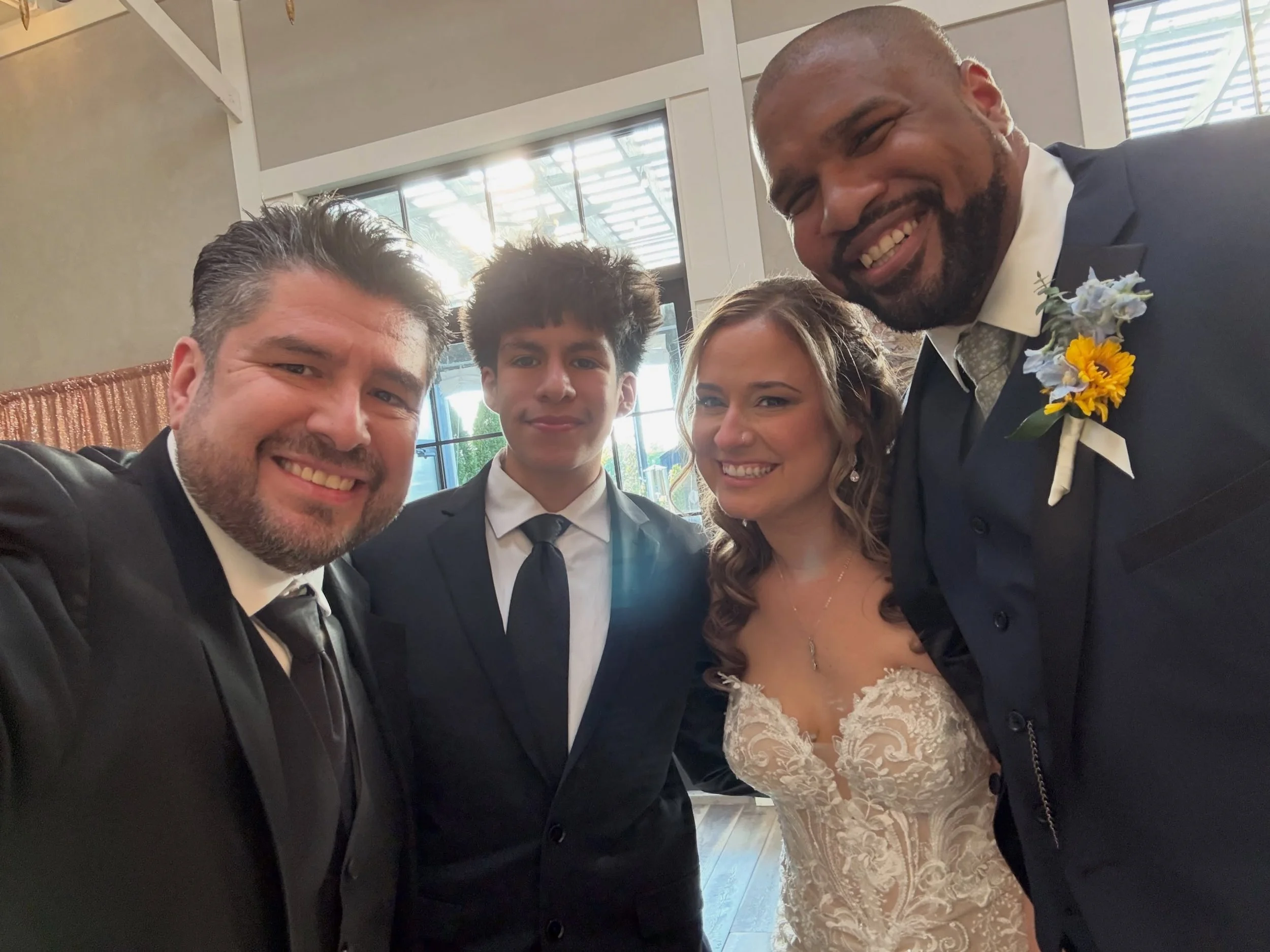 Selfie with the bride &amp; groom, Emily &amp; Orion 💍📸
What an incredible night celebrating with you both! Thank you for having us &mdash; Steve &amp; Lucas 🎧✨
#DJ #WeddingDJ #PhotoBooth