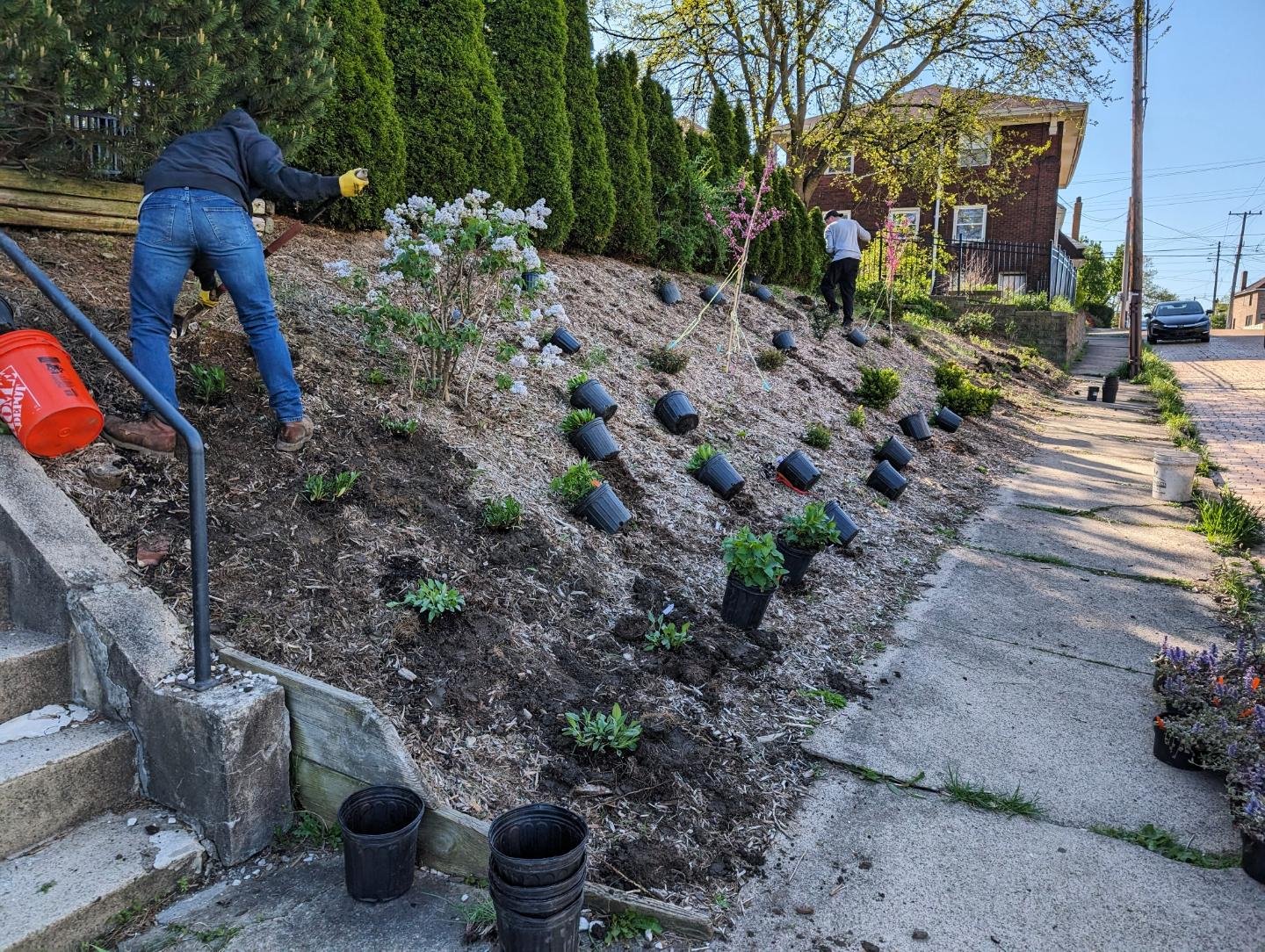 Stephen, Joel, and Justin are hard at work even in these freezing mornings.
🍀Get a design this season and let's start planning the future of your garden!
-
Schedule a consultation on gardenaliapgh.com/schedule or 📧 patrizia@gardenaliapgh.net.
.
.
.