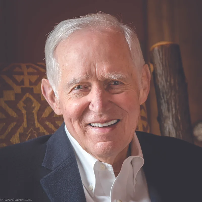 Charlie_Moore_photo.jpg